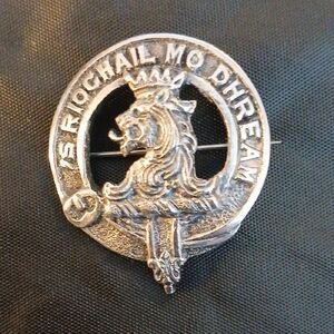 MacGregor Crest Cap Brooch